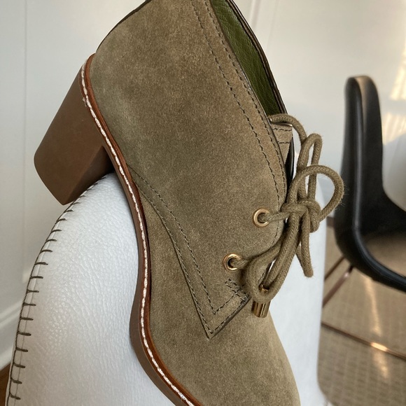 Tory Burch booties, size 5 - Picture 4 of 5